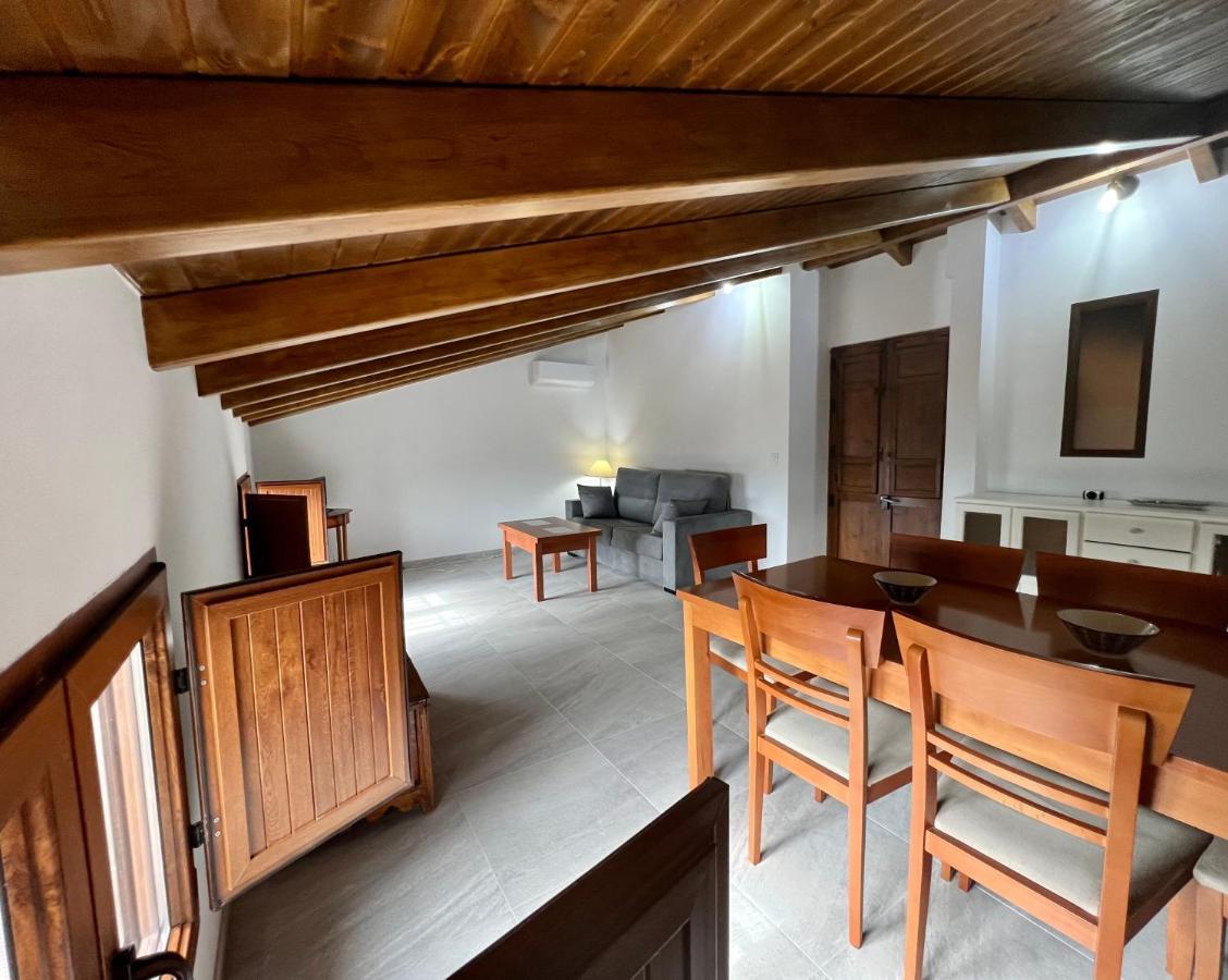 Casa Rural Verde Oliva Baños de la Encina エクステリア 写真