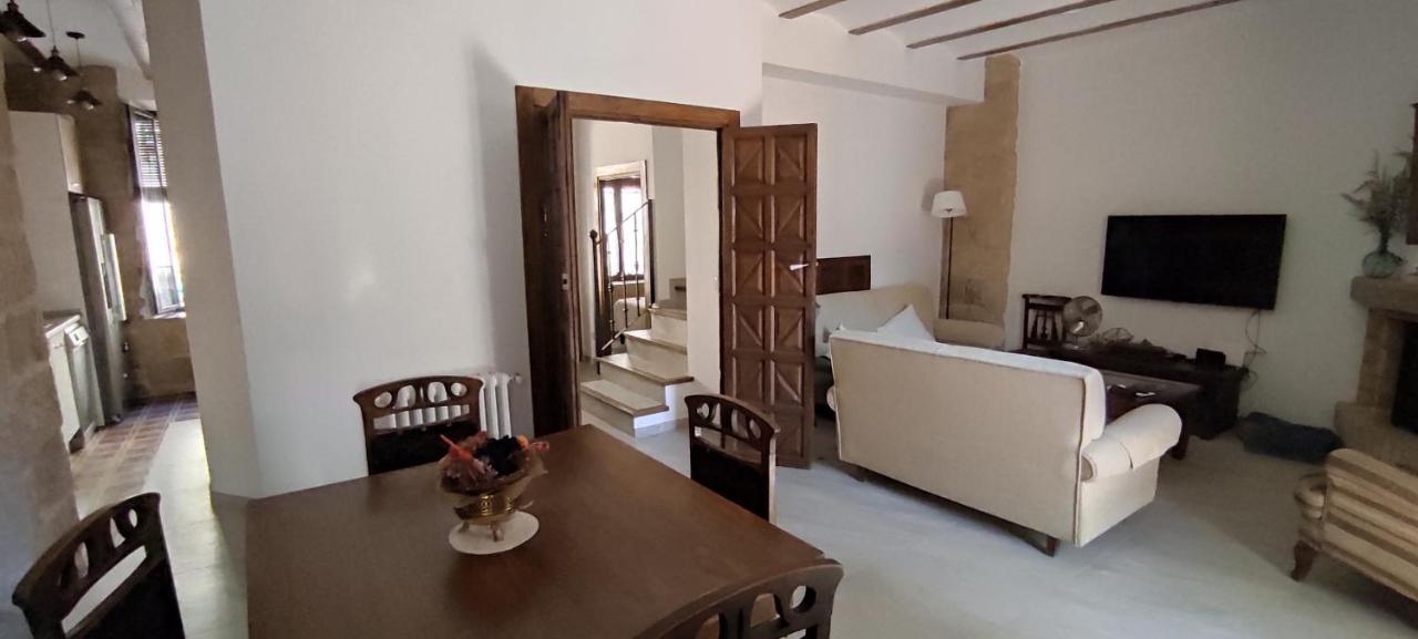 Casa Rural Verde Oliva Baños de la Encina エクステリア 写真